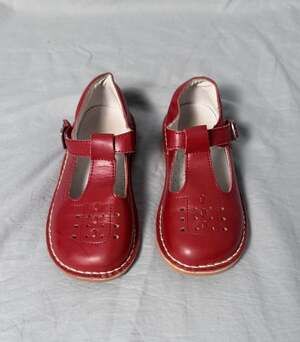 L'Amour Children's Red Leather T-Strap Shoes Size 1